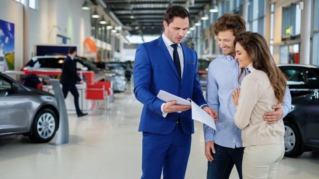 Cerchiamo Sempre Da Dare Al Cliente l'auto Che Più Fa Al Caso Suo!